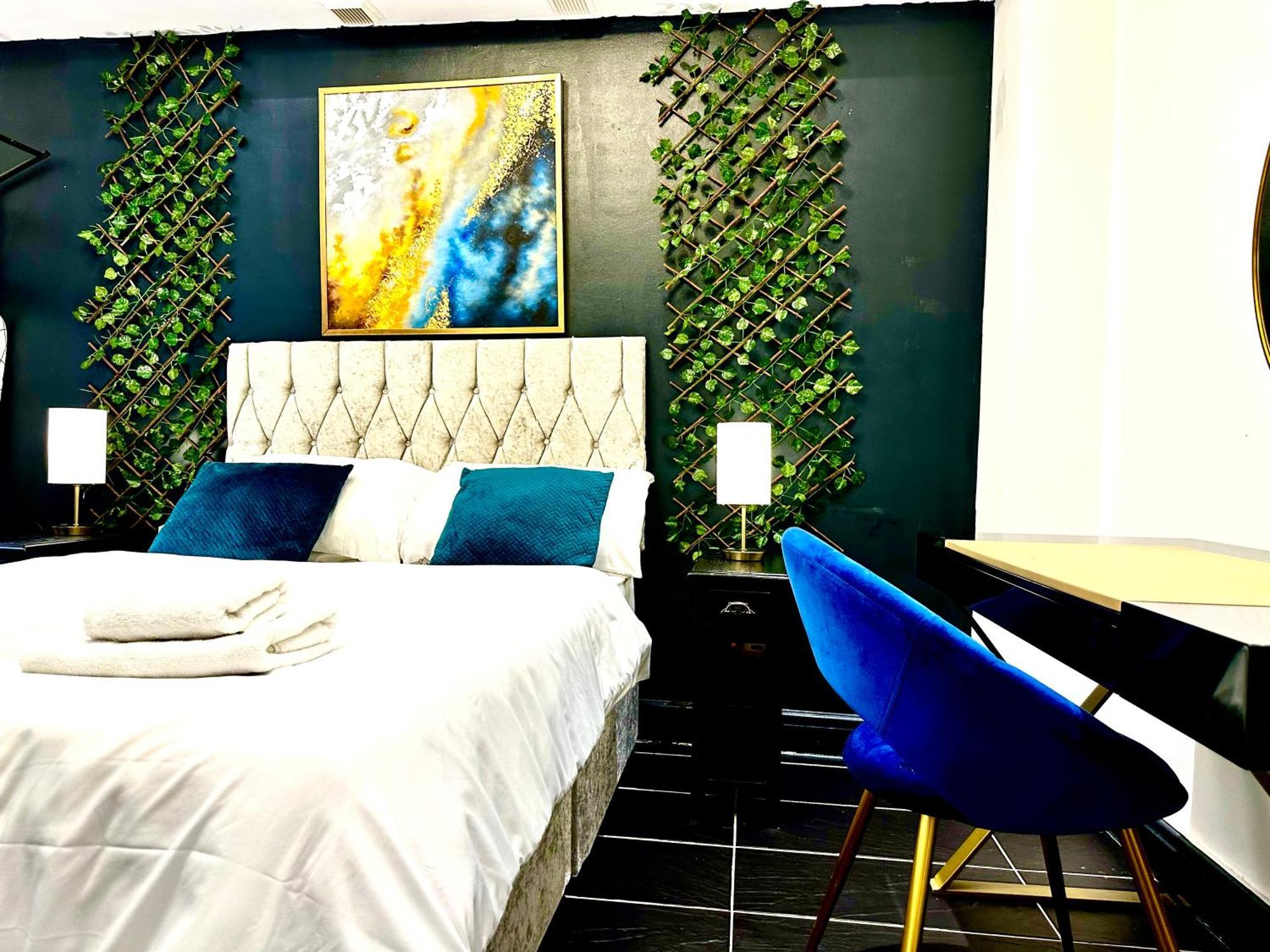 Duke And Duchess Apartments And Rooms - Private In Room Hot Tub Suites ลอนดอน ภายนอก รูปภาพ